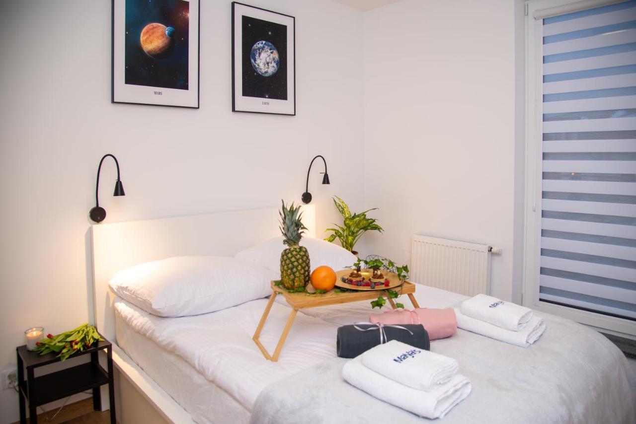 Maya'S Flats & Resorts 49 - Spacious 3 Rooms Apartment In Szafarnia Danzica Esterno foto